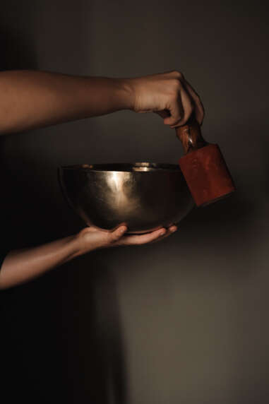 Soin bien-être Massage sonore bols chantants Tibétains